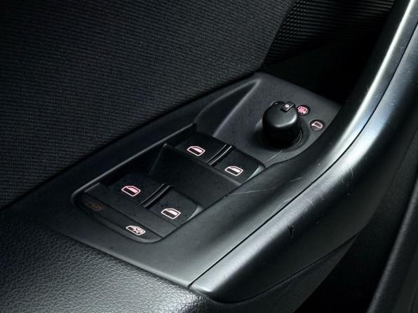 Audi Q3 I (8U) с пробегом 2012 года, цена 1 749 000 рублей, 138187 км, внедорожник, Автокод Объявления