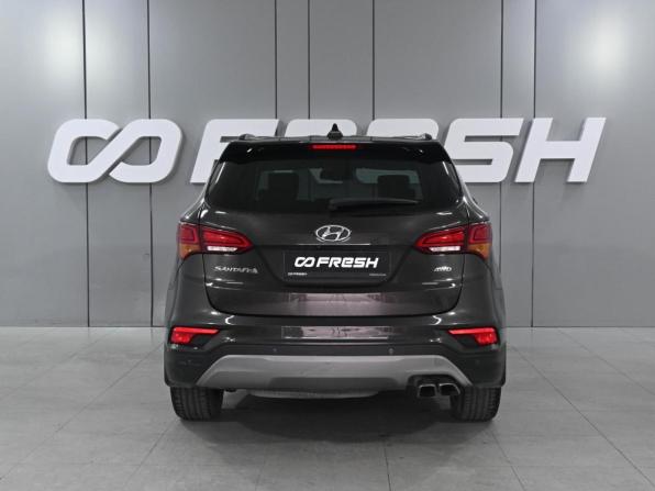 Hyundai Santa Fe III Рестайлинг с пробегом 2017 года, цена 1 919 000 рублей, 209970 км, внедорожник, Автокод Объявления