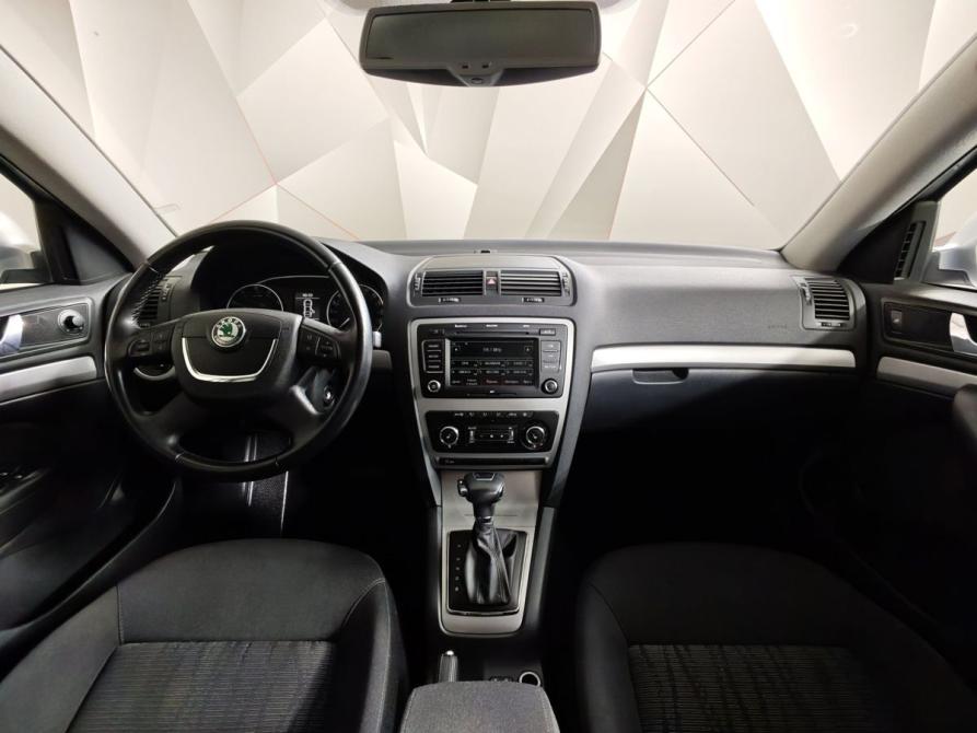 Skoda Octavia II (A5) Рестайлинг Москва  - изображение 14