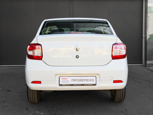 Renault Logan II Рестайлинг с пробегом 2018 года, цена 700 000 рублей, 177000 км, седан, Автокод Объявления