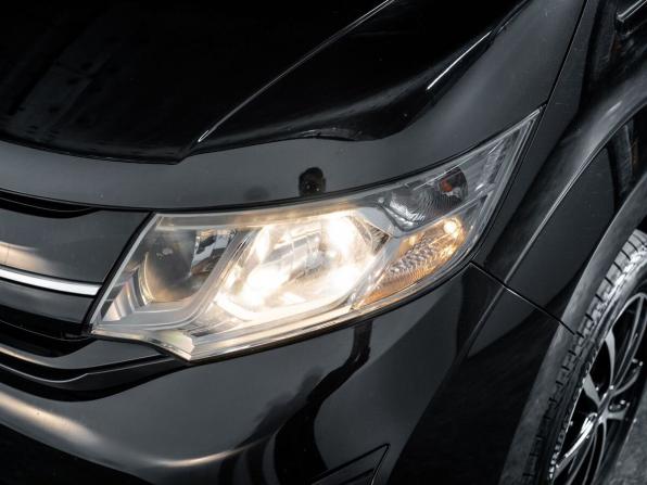 Honda Stepwgn V с пробегом 2015 года, цена 1 600 500 рублей, 114429 км, минивэн, Автокод Объявления