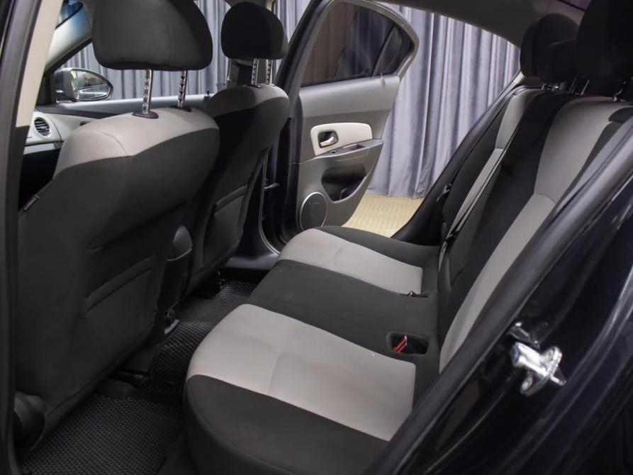 Chevrolet Cruze I Рестайлинг Москва  - изображение 12