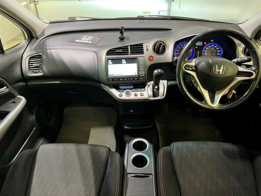 Honda Stream II Рестайлинг Новосибирск  - изображение 21