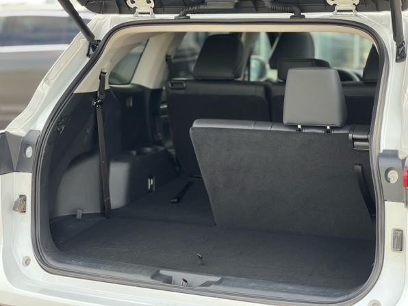 Toyota Highlander IV (XU70) с пробегом 2025 года, цена 4 749 000 рублей, 28300 км, внедорожник, Автокод Объявления