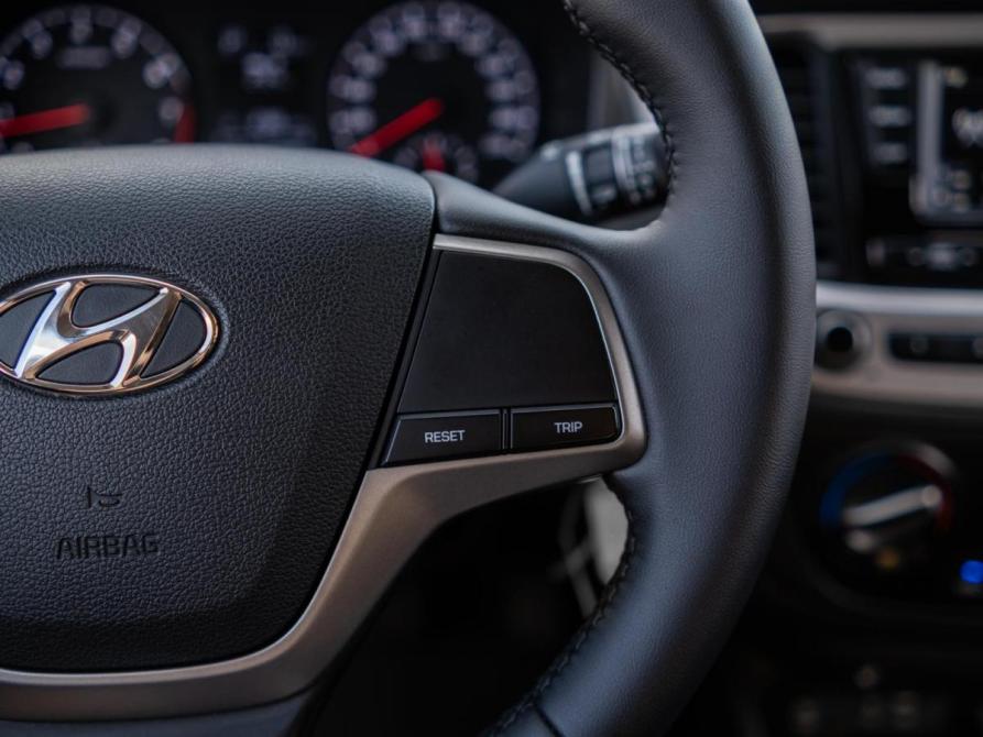Hyundai Solaris II Сочи  - изображение 17