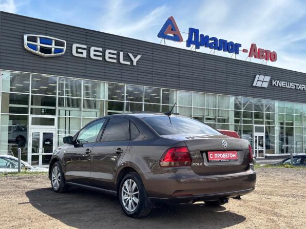 Volkswagen Polo V Рестайлинг с пробегом 2017 года, цена 1 290 000 рублей, 135021 км, седан, Автокод Объявления