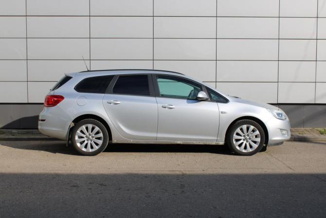 Opel Astra J с пробегом 2012 года, цена 515 000 рублей, 242716 км, универсал, Автокод Объявления