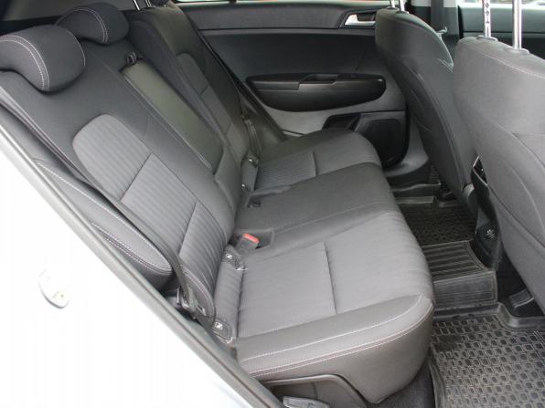 Kia Sportage IV Рестайлинг с пробегом 2019 года, цена 1 969 000 рублей, 62779 км, внедорожник, Автокод Объявления