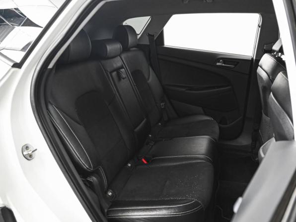 Hyundai Tucson III с пробегом 2016 года, цена 1 794 000 рублей, 140302 км, внедорожник, Автокод Объявления