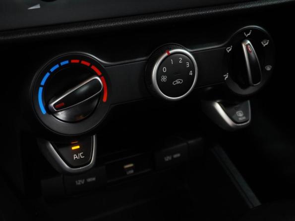 Kia Rio IV Рестайлинг с пробегом 2020 года, цена 1 509 000 рублей, 63541 км, седан, Автокод Объявления