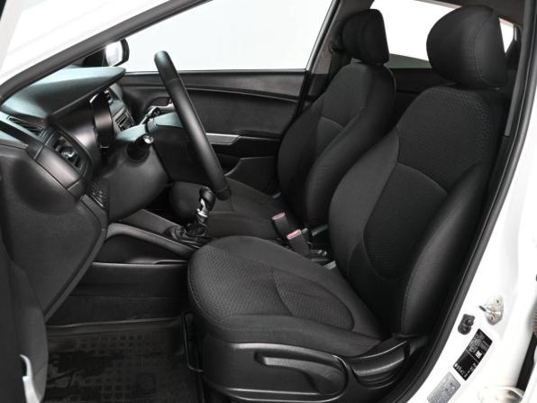 Kia Rio III Рестайлинг с пробегом 2015 года, цена 799 000 рублей, 192270 км, седан, Автокод Объявления