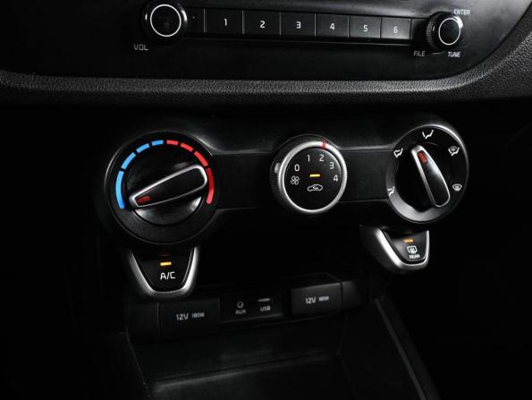 Kia Rio IV с пробегом 2018 года, цена 1 029 000 рублей, 132578 км, седан, Автокод Объявления