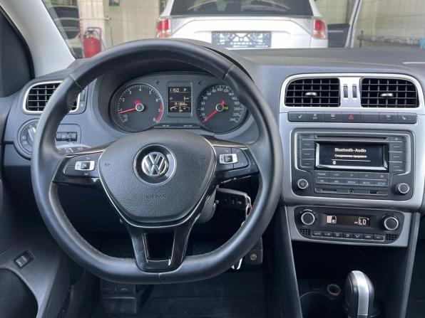 Volkswagen Polo V Рестайлинг с пробегом 2017 года, цена 1 120 000 рублей, 191368 км, седан, Автокод Объявления