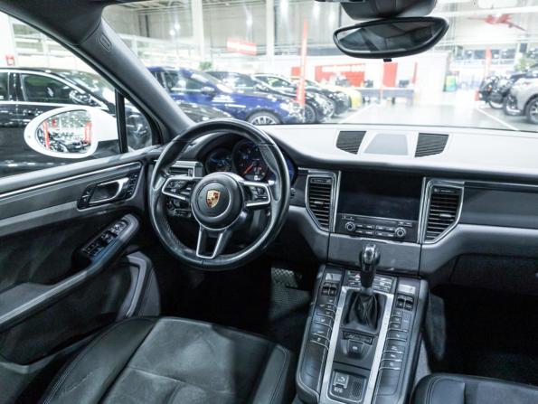 Porsche Macan I с пробегом 2018 года, цена 3 089 700 рублей, 121205 км, внедорожник, Автокод Объявления
