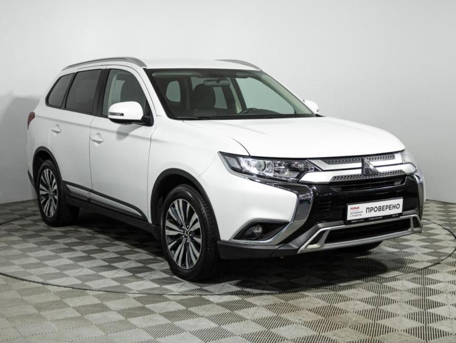Mitsubishi Outlander III Рестайлинг 3 Санкт-Петербург  - изображение 3