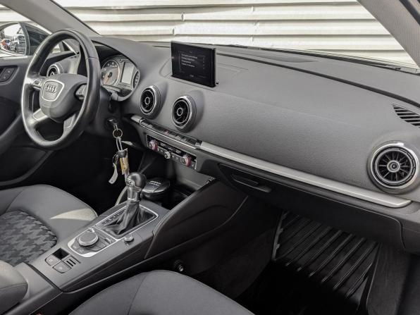 Audi A3 III (8V) с пробегом 2014 года, цена 1 800 000 рублей, 75145 км, седан, Автокод Объявления