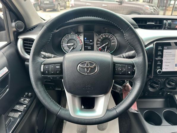 Toyota Hilux VIII Рестайлинг 2 с пробегом 2020 года, цена 4 980 000 рублей, 89500 км, пикап, Автокод Объявления