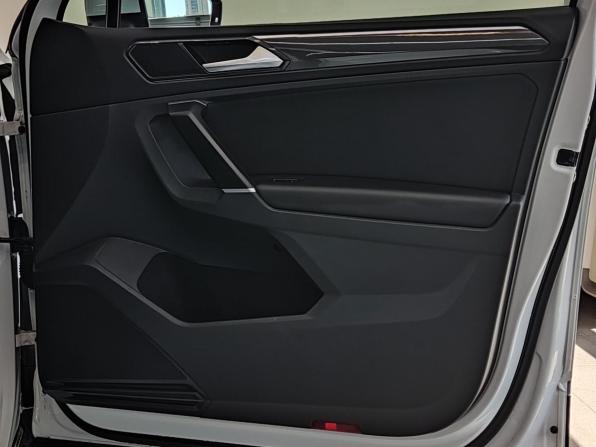 Volkswagen Tiguan II с пробегом 2018 года, цена 3 190 000 рублей, 41951 км, внедорожник, Автокод Объявления