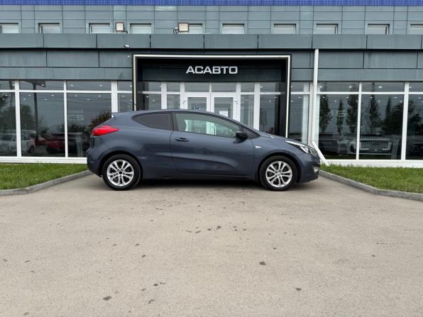 Kia Ceed II с пробегом 2013 года, цена 925 000 рублей, 228004 км, хэтчбек, Автокод Объявления