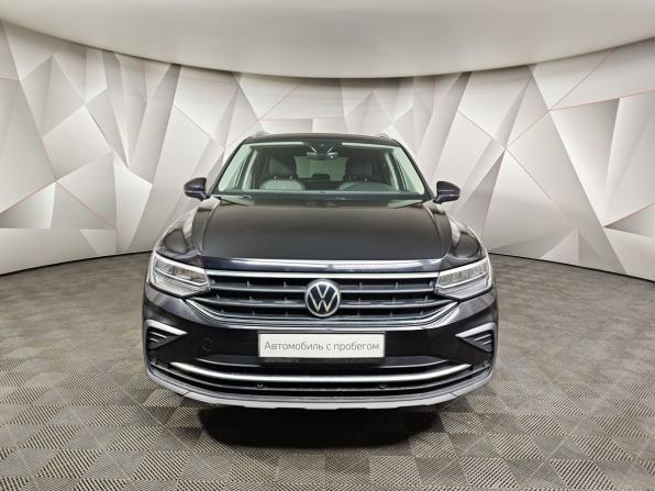 Volkswagen Tiguan II Рестайлинг с пробегом 2022 года, цена 2 745 000 рублей, 36370 км, внедорожник, Автокод Объявления