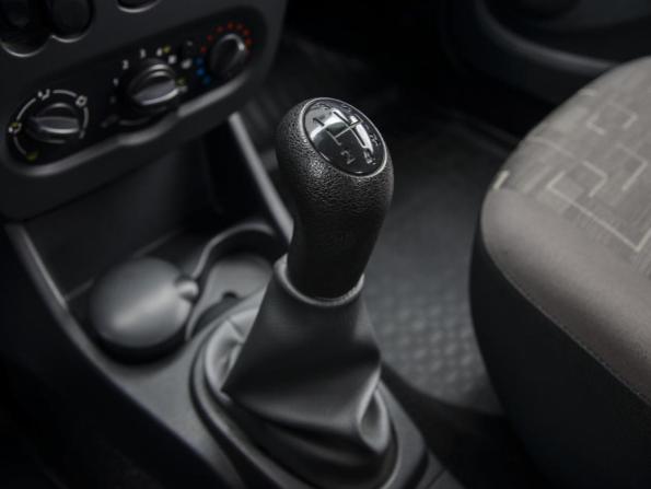 Renault Sandero I с пробегом 2014 года, цена 640 000 рублей, 69518 км, хэтчбек, Автокод Объявления