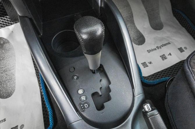 Mitsubishi Outlander II Рестайлинг с пробегом 2010 года, цена 1 409 000 рублей, 200000 км, внедорожник, Автокод Объявления