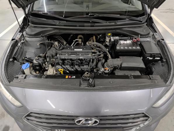 Hyundai Solaris II с пробегом 2017 года, цена 1 370 000 рублей, 95875 км, седан, Автокод Объявления
