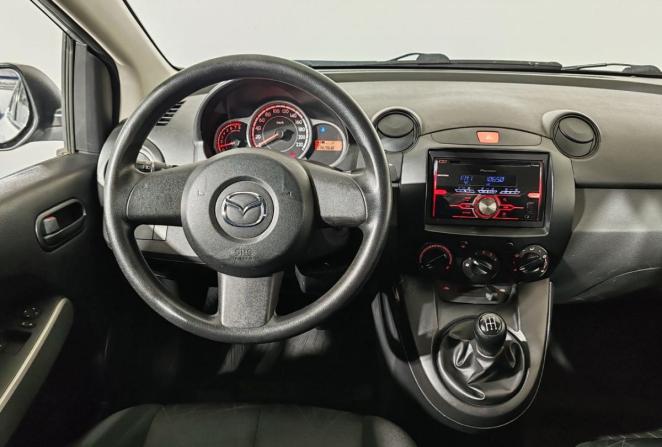 Mazda 2 II (DE) с пробегом 2010 года, цена 500 000 рублей, 136895 км, хэтчбек, Автокод Объявления