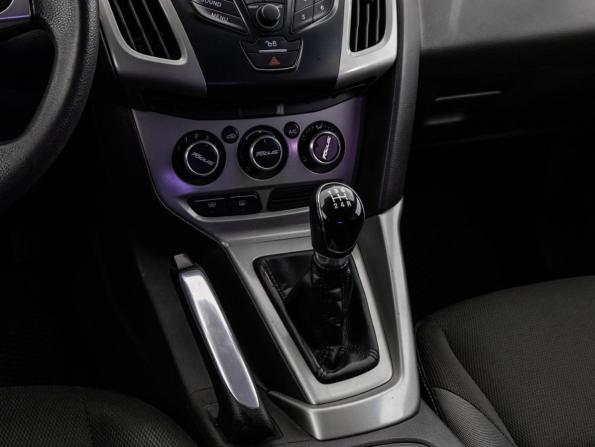 Ford Focus III с пробегом 2012 года, цена 669 000 рублей, 251000 км, хэтчбек, Автокод Объявления