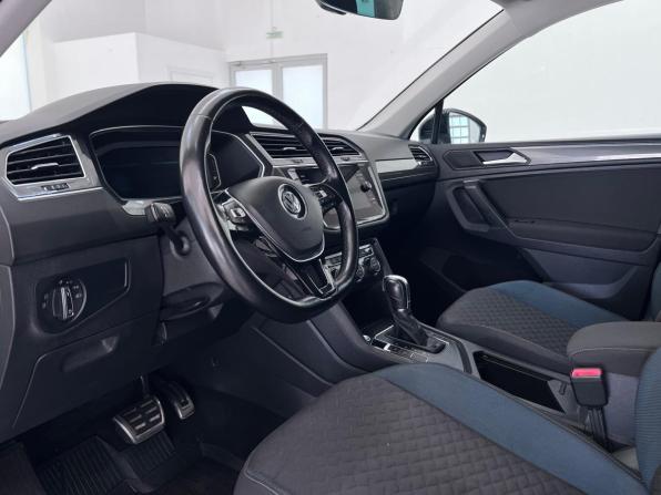 Volkswagen Tiguan II с пробегом 2019 года, цена 2 200 000 рублей, 111047 км, внедорожник, Автокод Объявления