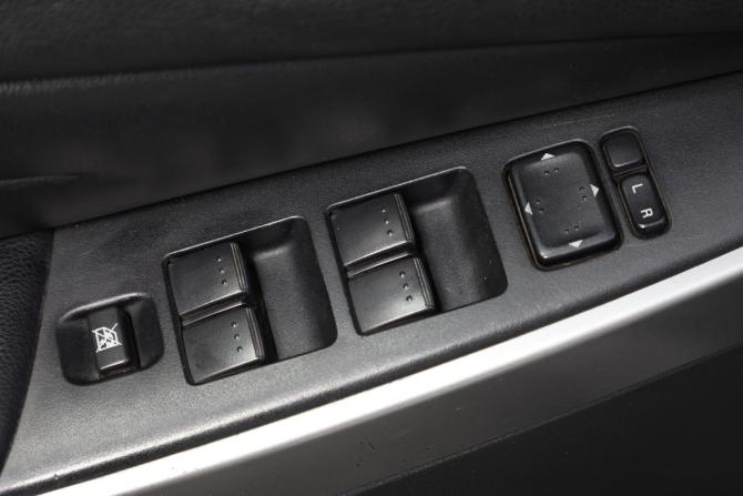 Mazda CX-7 I Рестайлинг с пробегом 2010 года, цена 949 000 рублей, 212111 км, внедорожник, Автокод Объявления