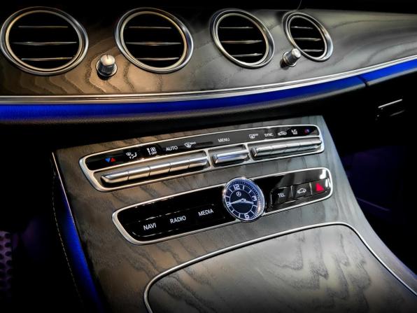 Mercedes-Benz E-Класс V (W213 S213 C238) с пробегом 2020 года, цена 3 960 000 рублей, 62698 км, седан, Автокод Объявления