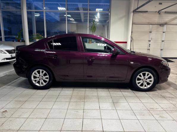 Mazda 3 I (BK) Рестайлинг с пробегом 2006 года, цена 589 000 рублей, 200321 км, седан, Автокод Объявления