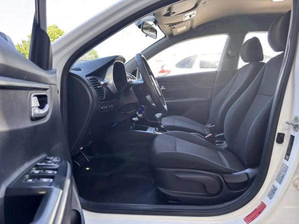 Kia Rio IV Рестайлинг с пробегом 2021 года, цена 1 249 000 рублей, 109247 км, седан, Автокод Объявления