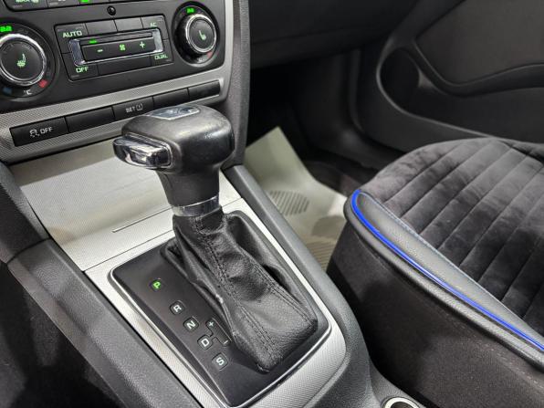 Skoda Octavia II (A5) Рестайлинг с пробегом 2012 года, цена 890 000 рублей, 182142 км, лифтбек, Автокод Объявления