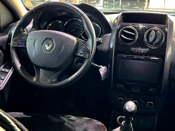 Renault Duster I Рестайлинг с пробегом 2017 года, цена 1 320 000 рублей, 179623 км, внедорожник, Автокод Объявления