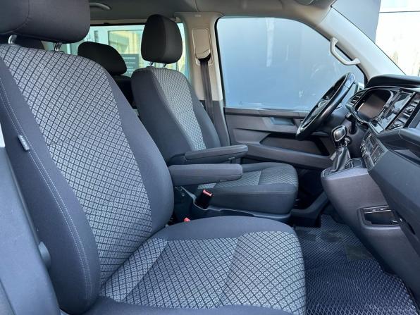 Volkswagen Multivan T6 Рестайлинг с пробегом 2020 года, цена 4 479 000 рублей, 159000 км, минивэн, Автокод Объявления