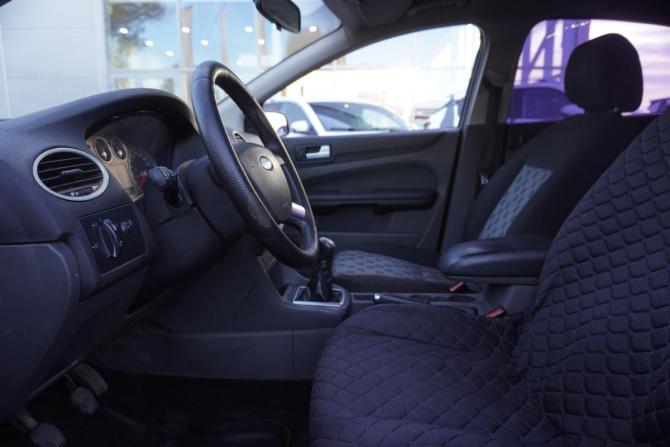 Ford Focus II с пробегом 2007 года, цена 379 000 рублей, 277000 км, седан, Автокод Объявления