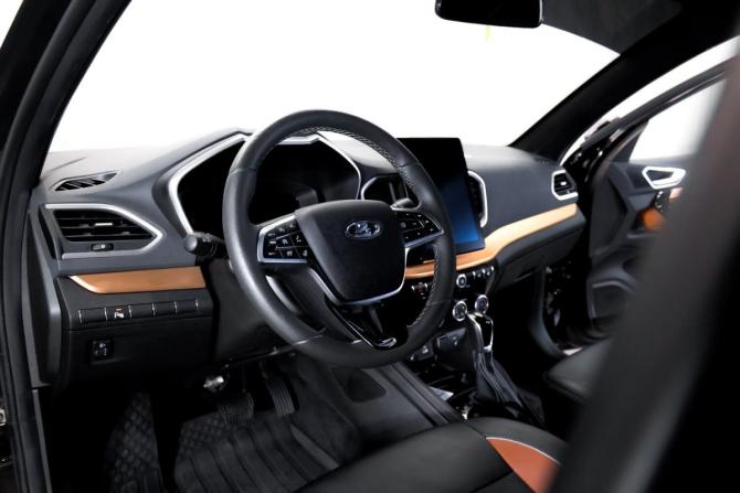 Lada (ВАЗ) Vesta I Рестайлинг (NG) с пробегом 2024 года, цена 1 479 000 рублей, 27000 км, универсал, Автокод Объявления