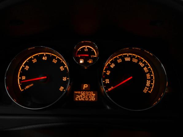 Opel Antara I Рестайлинг с пробегом 2012 года, цена 945 000 рублей, 202670 км, внедорожник, Автокод Объявления