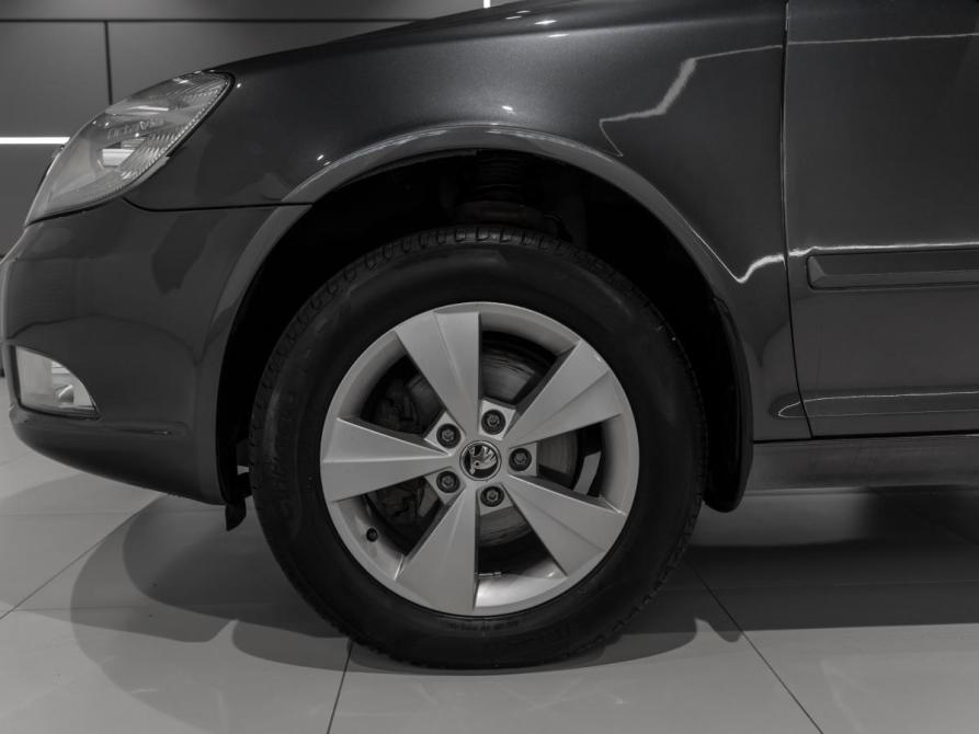 Skoda Octavia II (A5) Рестайлинг Москва  - изображение 18