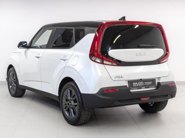 Kia Soul III с пробегом 2022 года, цена 2 400 000 рублей, 44402 км, хэтчбек, Автокод Объявления