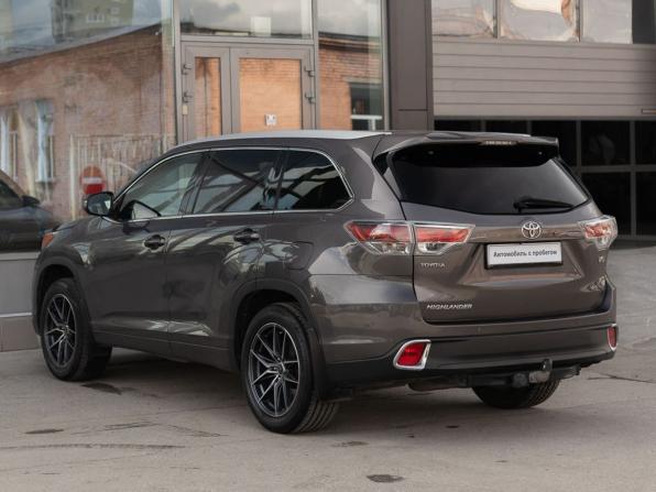 Toyota Highlander III (XU50) с пробегом 2015 года, цена 2 800 000 рублей, 214021 км, внедорожник, Автокод Объявления