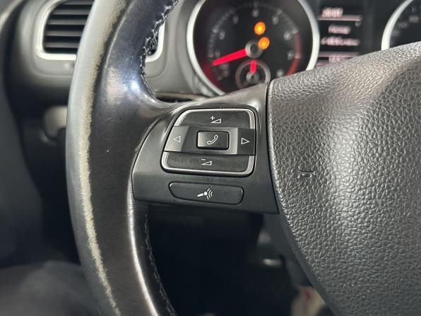 Volkswagen Golf VI с пробегом 2011 года, цена 649 000 рублей, 315798 км, хэтчбек, Автокод Объявления