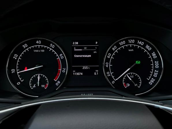 Skoda Superb III Рестайлинг с пробегом 2021 года, цена 2 695 300 рублей, 113074 км, лифтбек, Автокод Объявления
