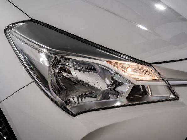 Toyota Vitz III (XP130) Рестайлинг 2 с пробегом 2017 года, цена 829 500 рублей, 142377 км, хэтчбек, Автокод Объявления