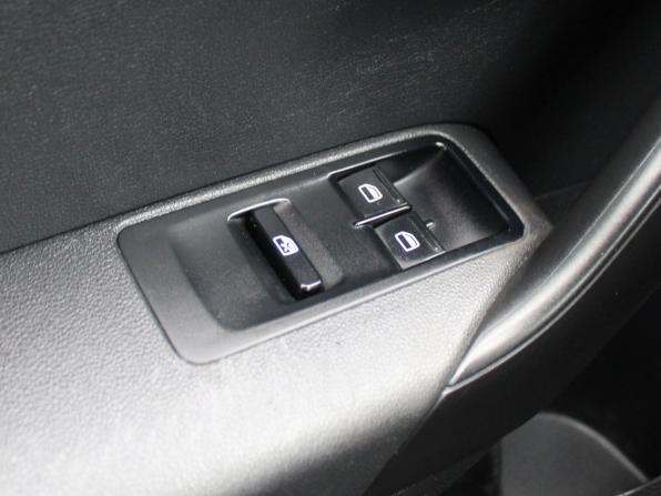 Volkswagen Polo V с пробегом 2014 года, цена 809 000 рублей, 84770 км, седан, Автокод Объявления