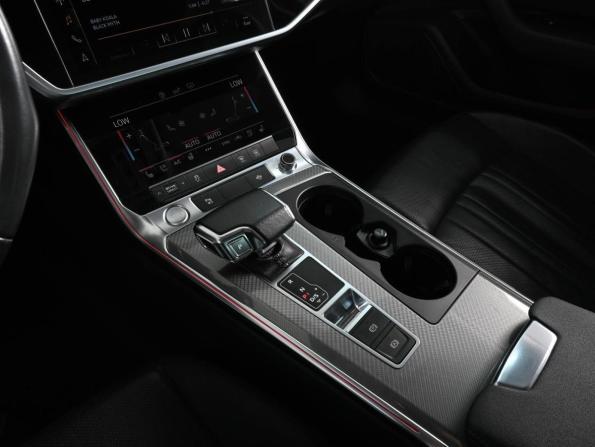 Audi A6 V (C8) с пробегом 2019 года, цена 4 339 000 рублей, 118124 км, седан, Автокод Объявления