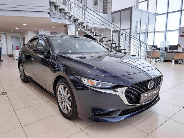 Mazda 3 IV (BP) с пробегом 2021 года, цена 1 950 000 рублей, 109193 км, седан, Автокод Объявления