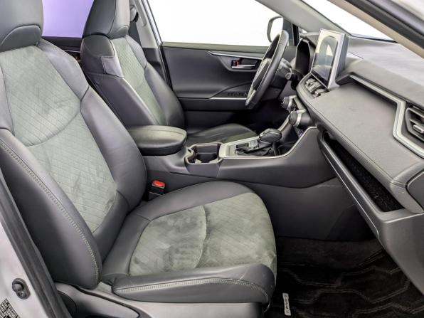 Toyota RAV4 V (XA50) с пробегом 2022 года, цена 3 730 000 рублей, 35775 км, внедорожник, Автокод Объявления